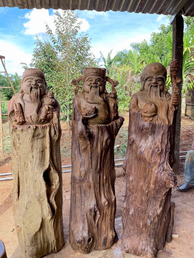 Tam Da Phuc Loc Tho Go Thuy Tung Anh Moc Chua Son Pu