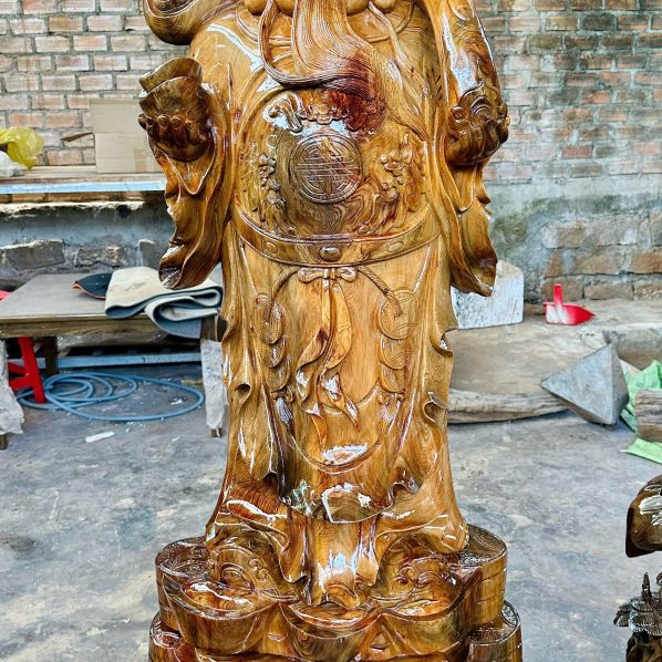 tuong-than-tai-go-thuy-tung-da-sac-tu-nhien