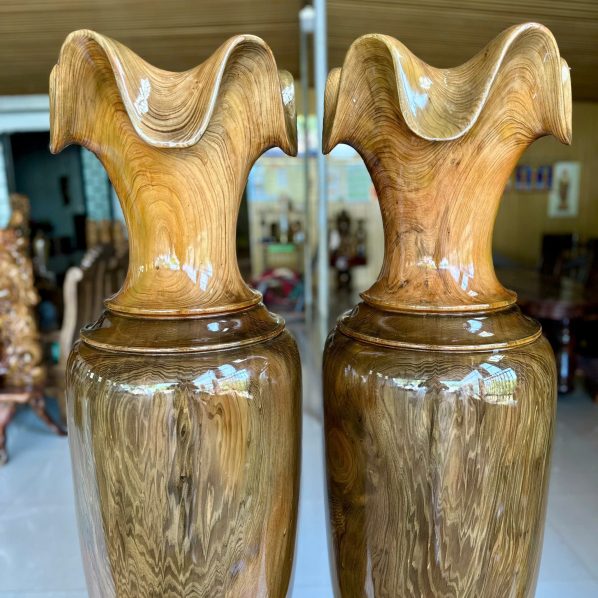 luc-binh-go-thuy-tung-nguyen-khoi-1m60